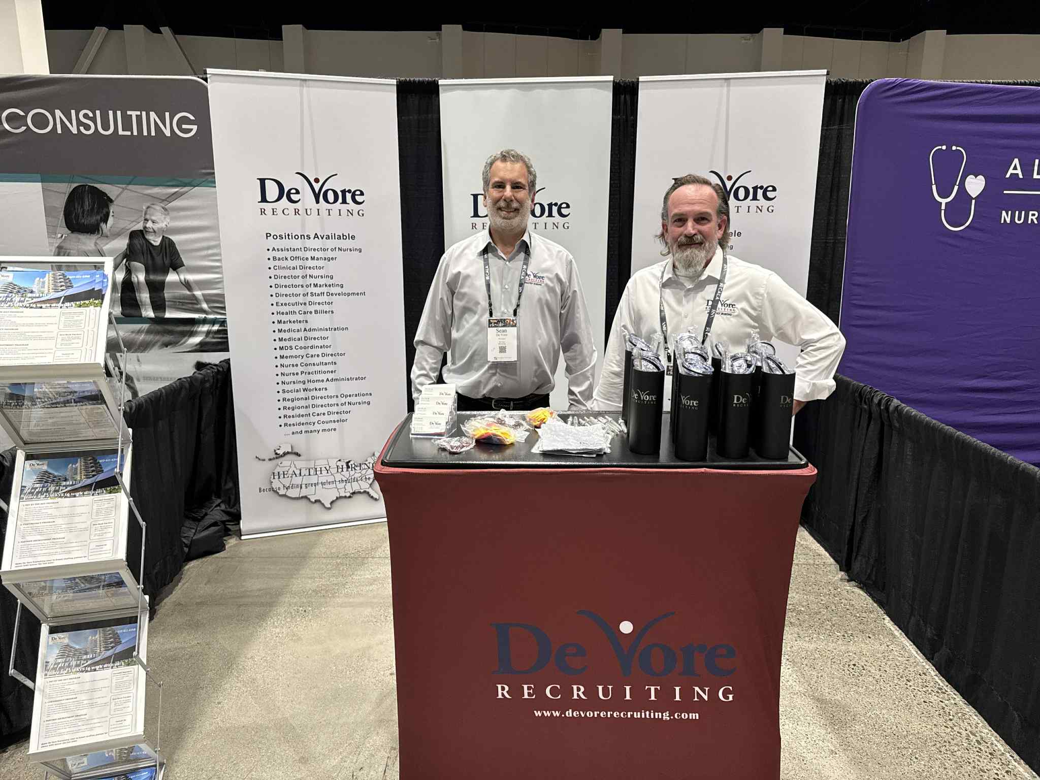 De Vore Recruiting - booth stand